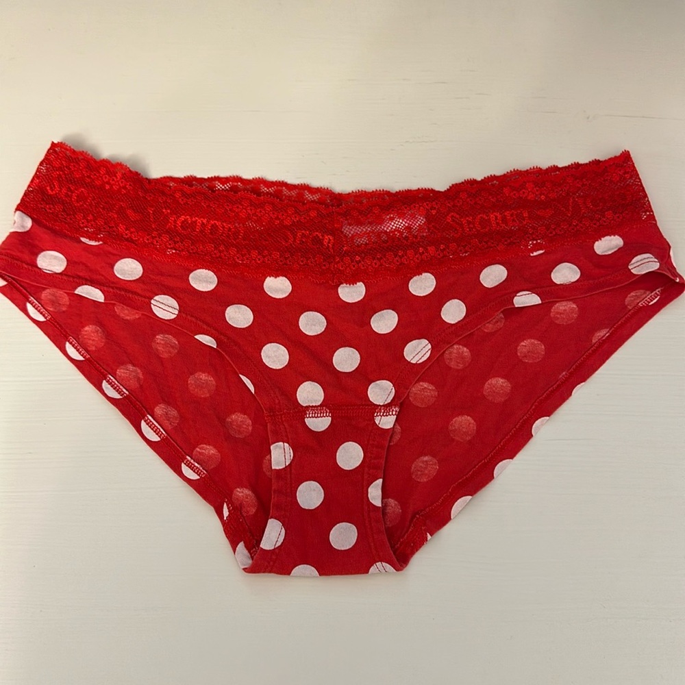 Victoria’s Secret Low-Rise Hiphugger Polka Dot Panty